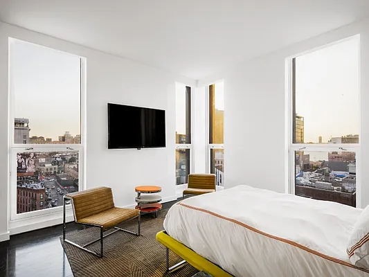 Rented by Sotheby's International Realty | media 26