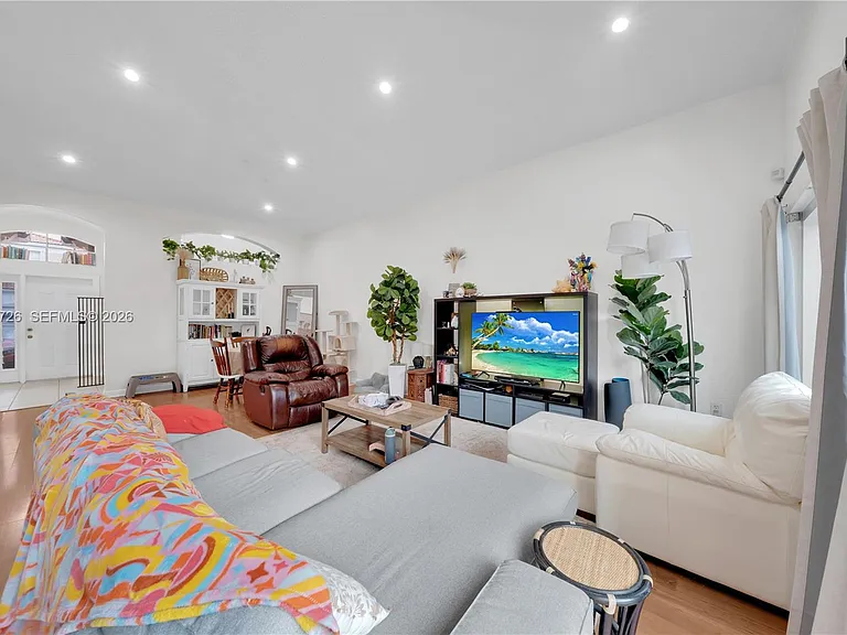 16220 SW 101st Ter — Photo 14