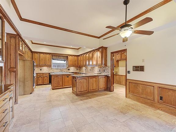 4th image of 6705 Spokane Pl