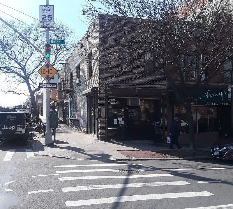 2nd image of 144 Union St