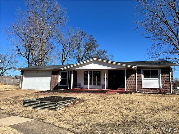 2nd image of 3615 Dwyer Ln