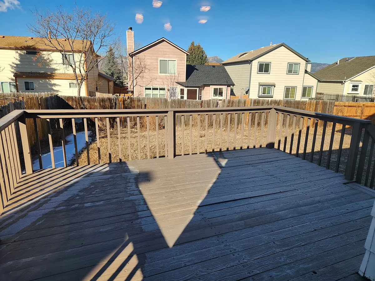 Building Photo - 6672 Fredrick Dr