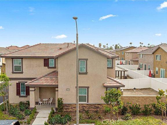 2nd image of 2476 Gunner Ridge Way