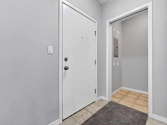 3rd image of 333 SE Taravista Dr NE #1117
