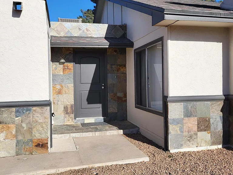 1802 Frank Sinatra Pl — Photo 3