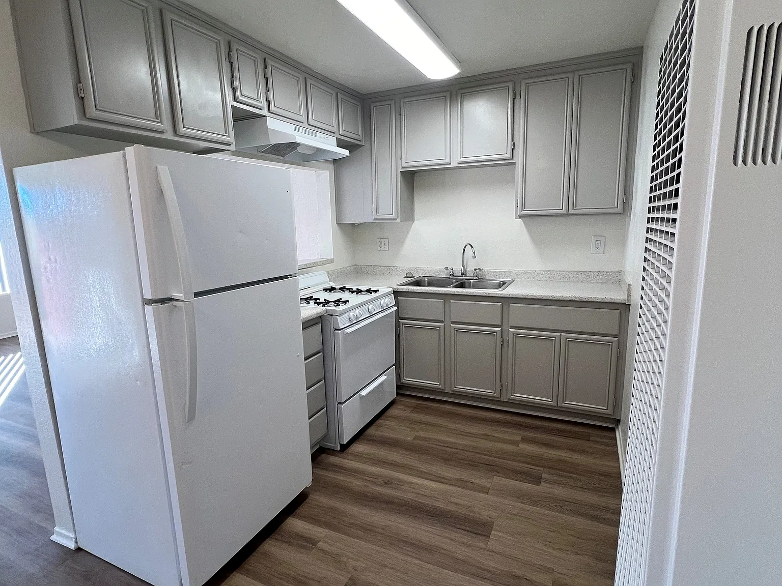 Summit Place Apartments — Photo 2