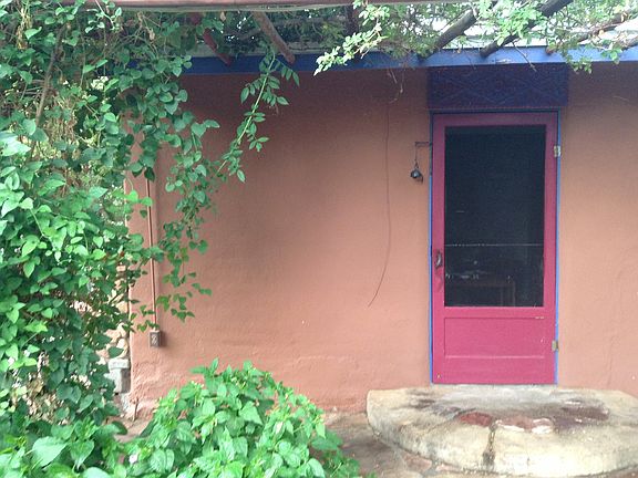 3rd image of 373 Santa Rita Ave