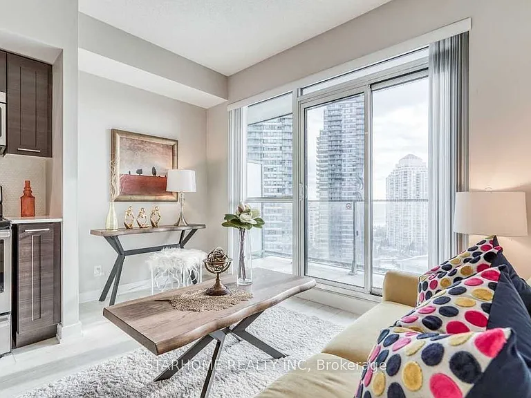 2220 Lake Shore Blvd W #1810 — Photo 6