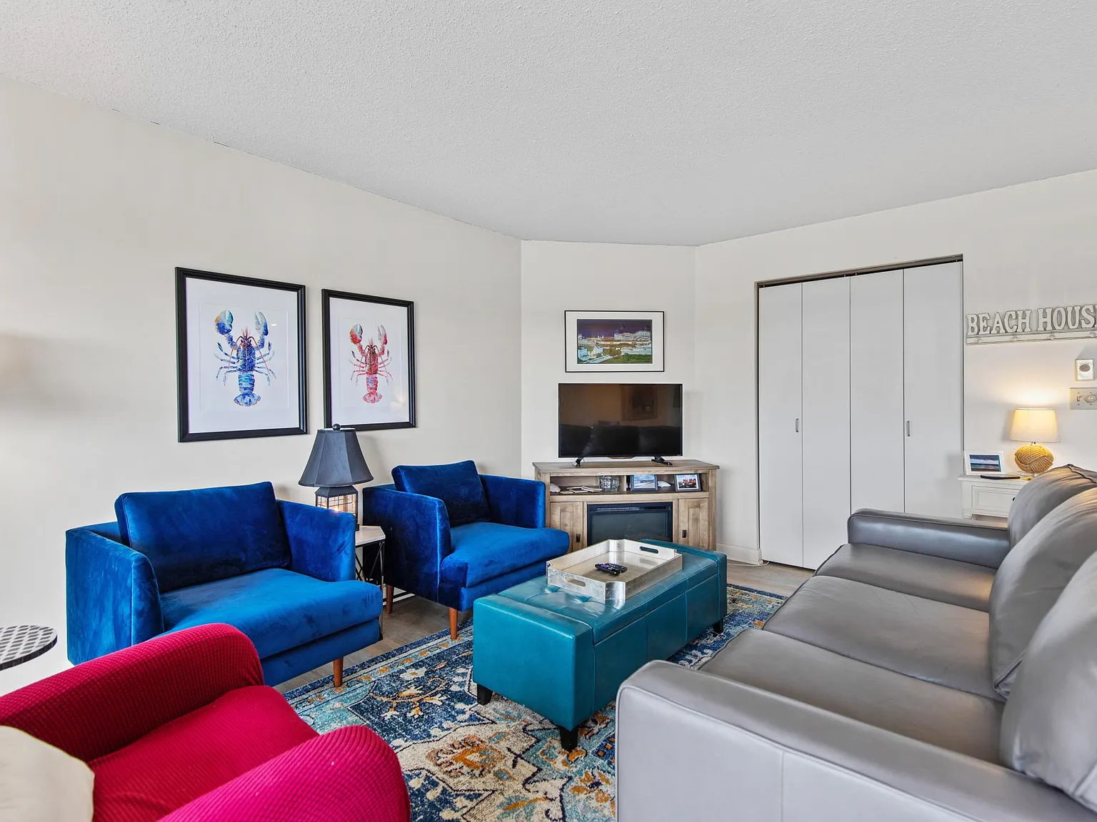 2 bed, 1130 sqft, $2,200 — Photo 3
