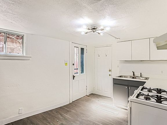 5th image of 445 N Washington St #2