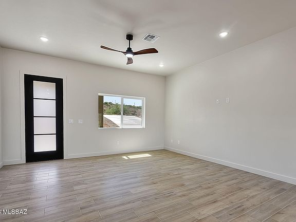 5th image of 1678 Avenida Calamar