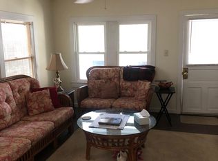 912 Evans St, Morehead City, NC 28557