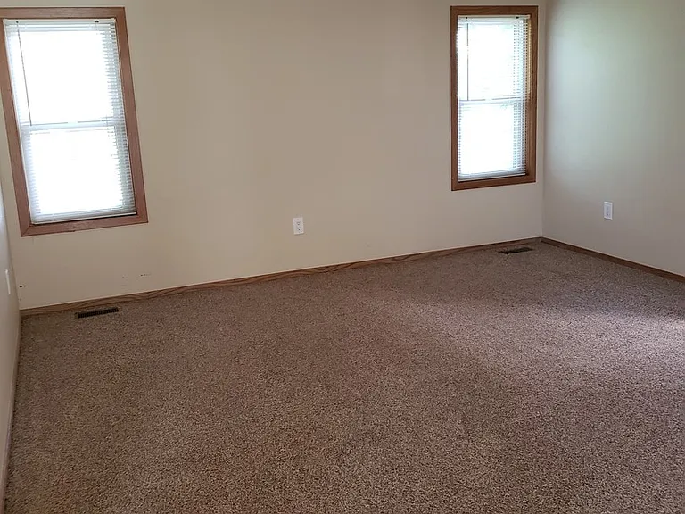 3895 Birchwood Dr — Photo 13