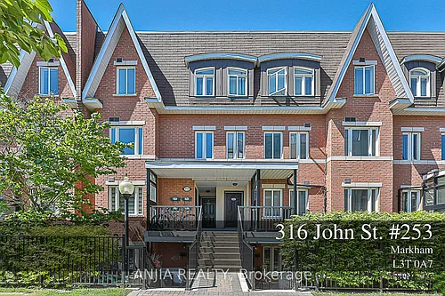 316 John St #253 Photo 1