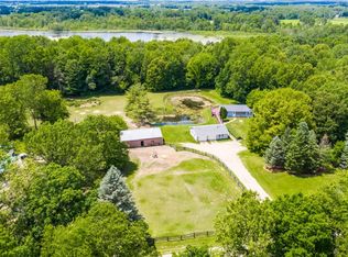 3672 Woods Rd, Leslie, MI 49251