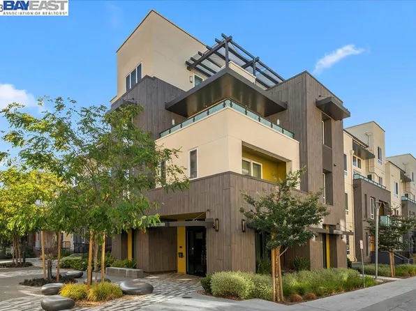 2348 Kinetic Cmn #211, Fremont, CA 94539