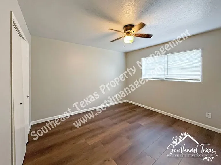 655 Adams St #1 — Photo 5