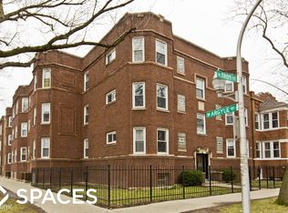 3117 W Argyle St APT 2, Chicago, IL 60625