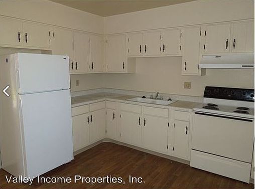 3rd image of 2012 W Orangewood Ave APT 13