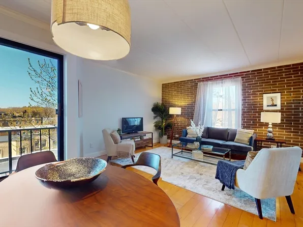 1856 Beacon St APT 6F, Brookline, MA 02445