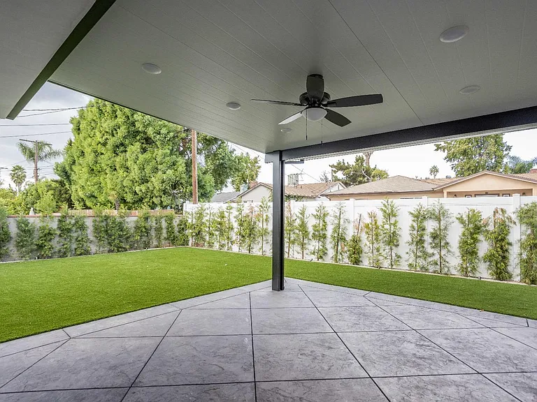 13355 Debby St — Photo 16