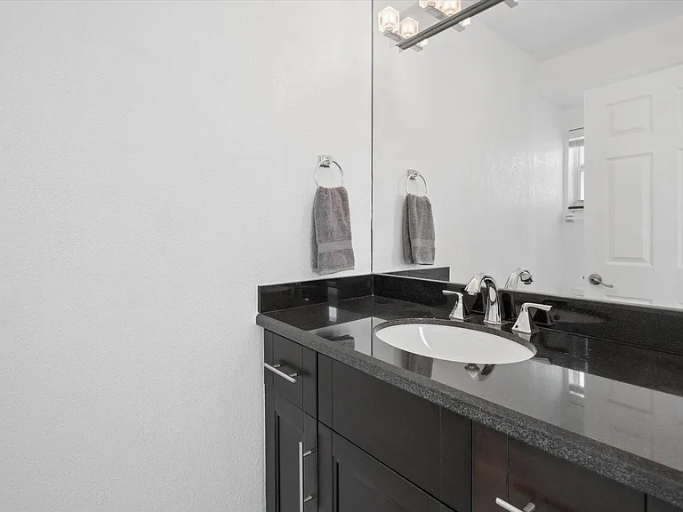 333 NE 21st Ave #1520 — Photo 14