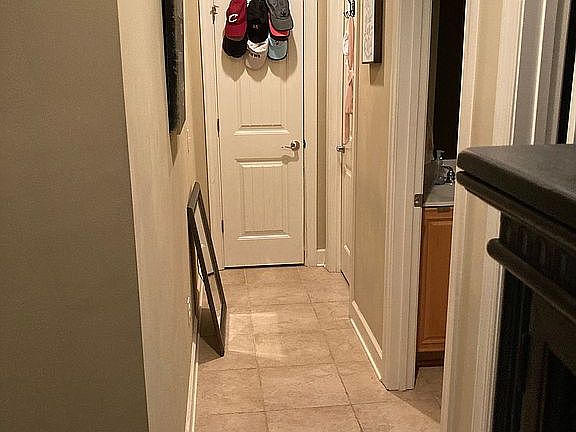 Hallway to 2 bedrooms