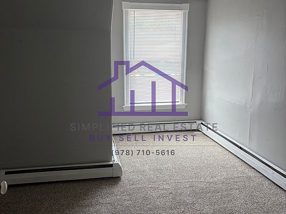 4th image of 52 Main St APT 4