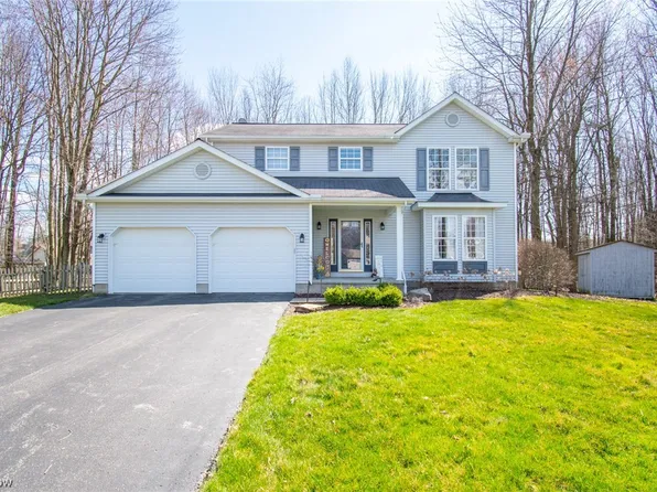 350 Deer Creek Trl, Cortland, OH 44410