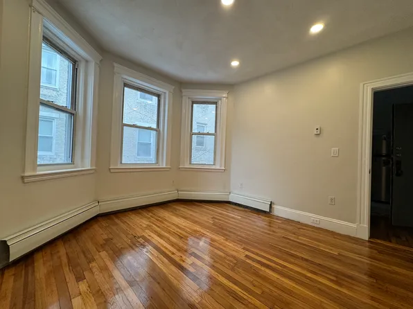 109 Strathmore Rd, Boston, MA