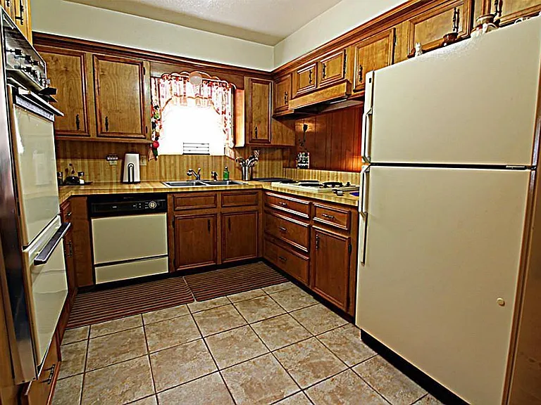 13723 Pepper Knoll Dr — Photo 6