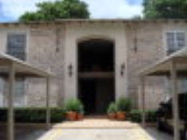 1st image of 904 W Avenue D APT D