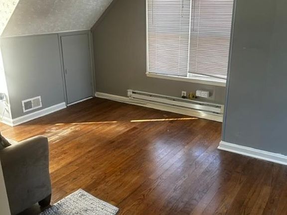 4th image of 3742 Frondorf Ave #2