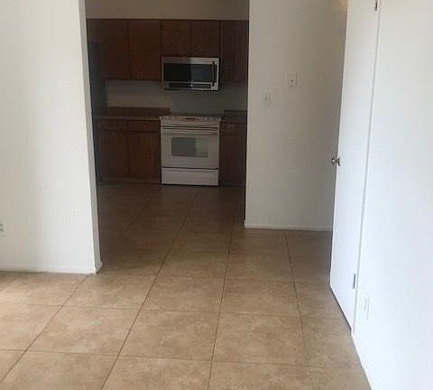 5th image of 701 S Roosevelt St APT 106