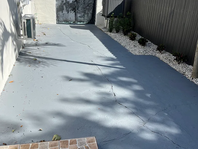560 NW 58th Ct — Photo 7