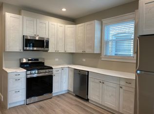 4533 N Kimball Ave #3, Chicago, IL 60625