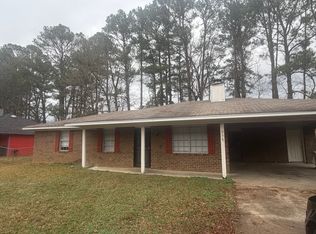 938 S Valley Falls Rd, Jackson, MS 39212