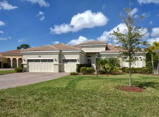 5630 Rock Dove Dr, Sarasota, FL 34241