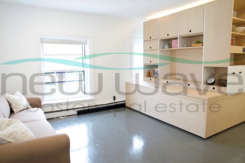 Studio, 450 sqft, $2,500 — Photo 1