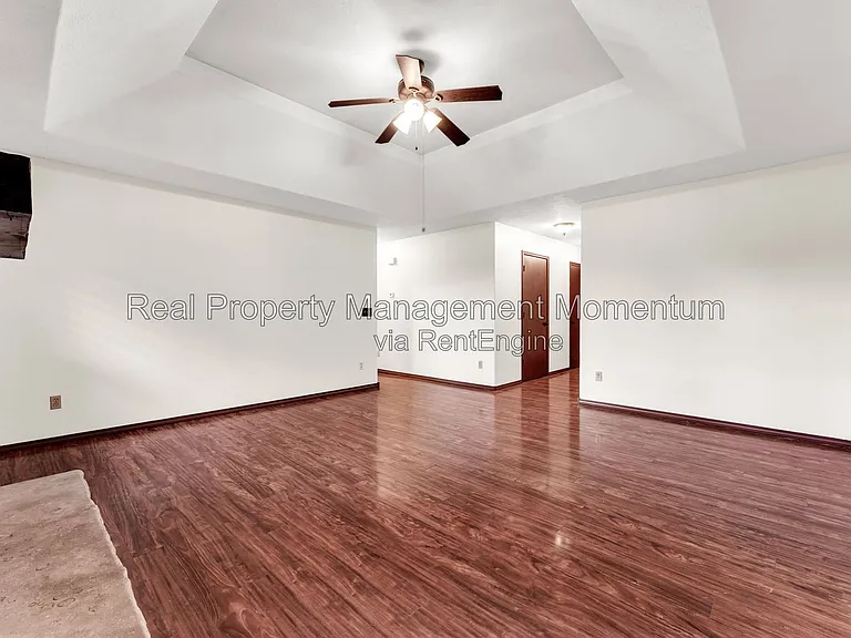 813 Daniel Ln — Photo 6