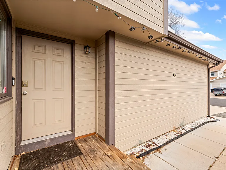 1219 Atwood St — Photo 6