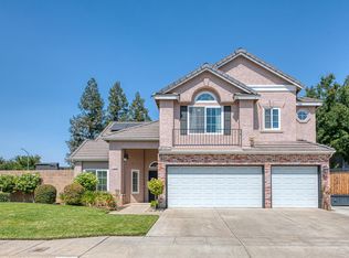 1323 Oak Ave, Clovis, CA 93611
