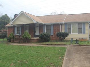 571 Clyde Dr, Winston Salem, NC 27104
