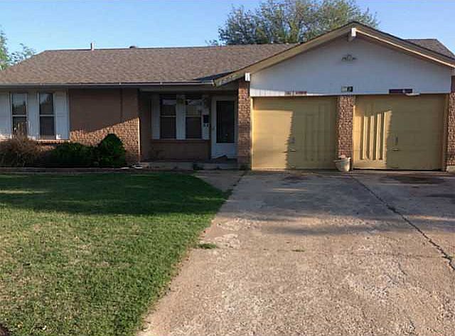 1st image of 4416 SE 42nd Ter