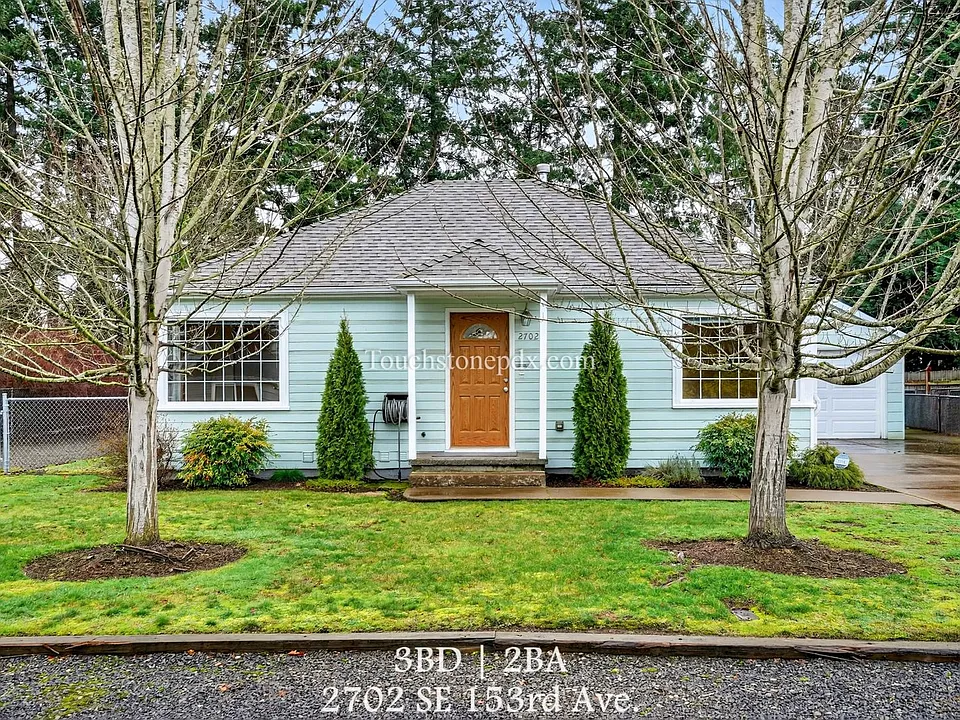 2702 SE 153rd Ave