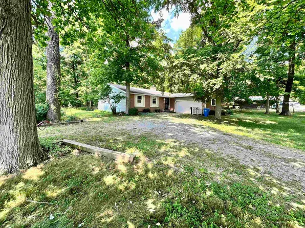 3129 N 850th Rd E, Churubusco, IN 46723