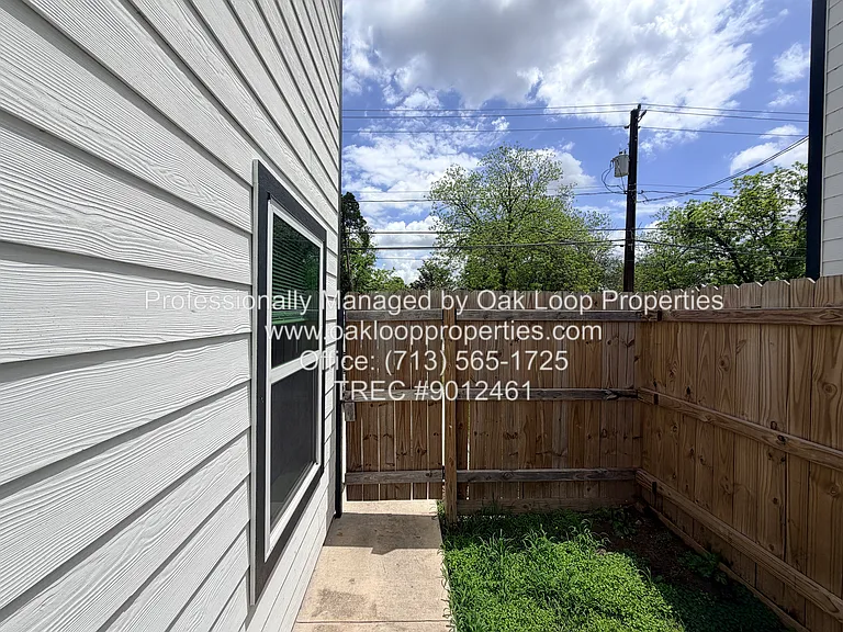 8115 Denton St #A — Photo 28