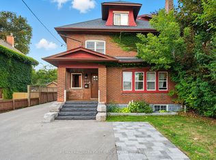 622 Simcoe St N #2, Oshawa, ON L1G 4V4