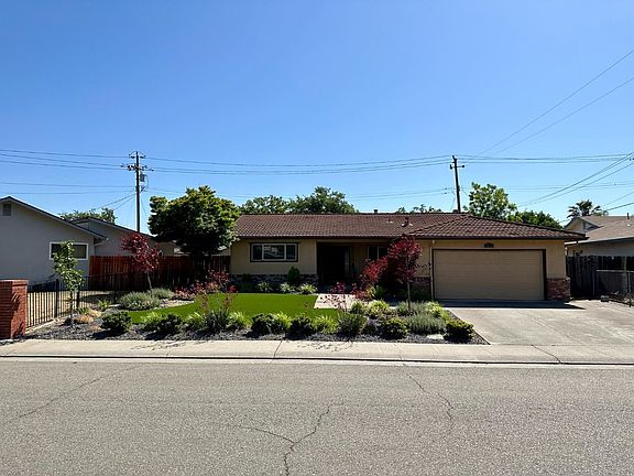 2nd image of 7015 Villa Dr