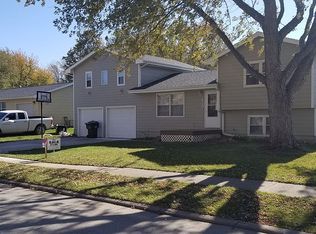 420 W Mills St, Winterset, IA 50273